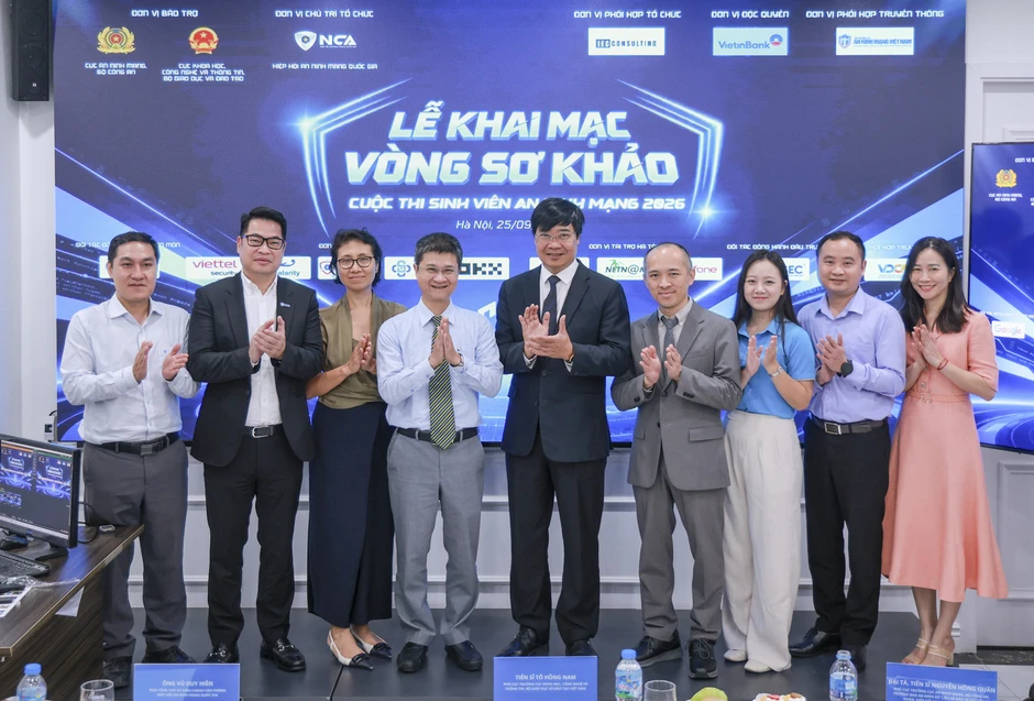 Sinh viên Việt Nam giải bài toán an ninh mạng, cơ hội vươn ra đấu trường quốc tế Sinh viên Việt Nam giải bài toán an ninh mạng, cơ hội vươn ra đấu trường quốc tế