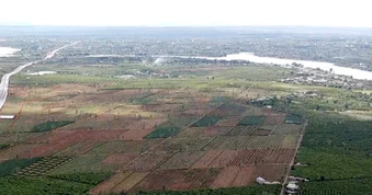 "Cò" phân lô, rao bán cả đất nhà nước quản lý