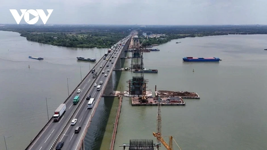 "Nước rút" mở rộng cao tốc TP.HCM - Long Thành, nhiều nhà thầu chậm tiến độ