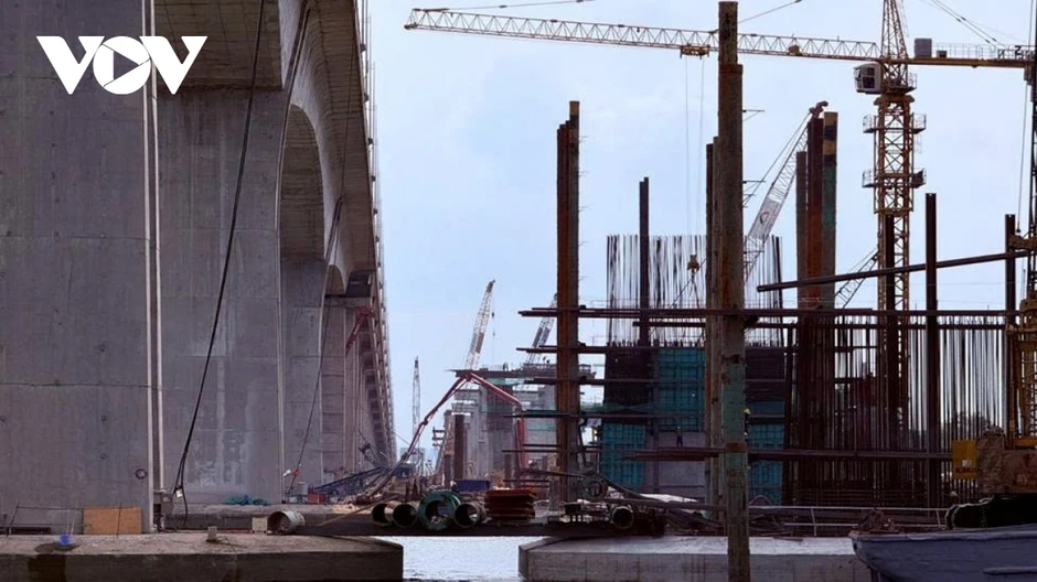 "Nước rút" mở rộng cao tốc TP.HCM - Long Thành, nhiều nhà thầu chậm tiến độ