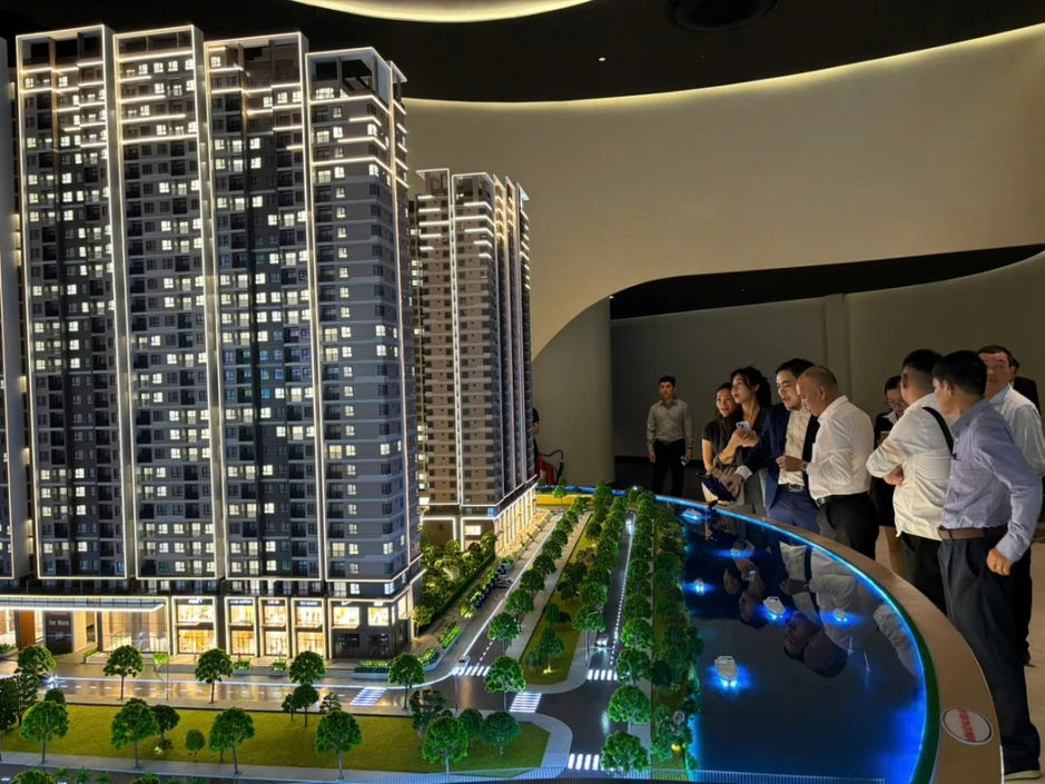 “Thư viện nghệ thuật” giữa trung tâm trải nghiệm bất động sản Nam TP.HCM “Thư viện nghệ thuật” giữa trung tâm trải nghiệm bất động sản Nam TP.HCM