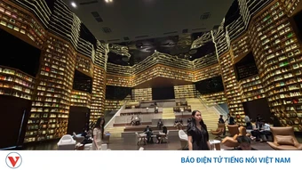 “Thư viện nghệ thuật” giữa trung tâm trải nghiệm bất động sản Nam TP.HCM