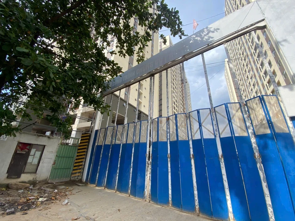 12.000 người tranh nhau mua 750 căn nhà ở xã hội tại TP.HCM 12.000 người tranh nhau mua 750 căn nhà ở xã hội tại TP.HCM