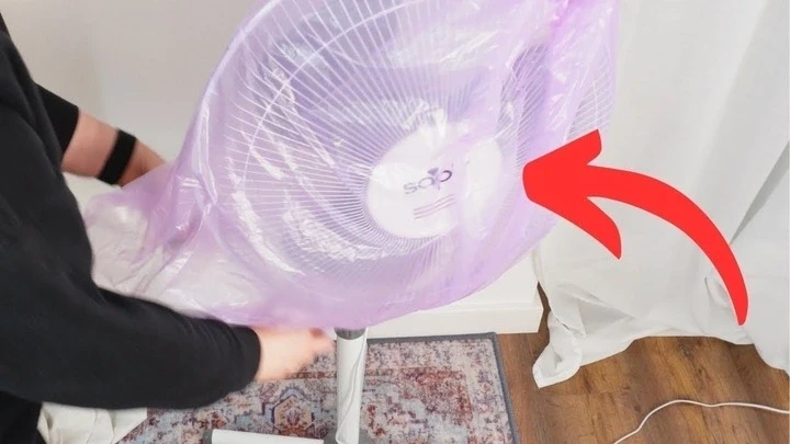 3 cách vệ sinh quạt điện không cần tháo lồng 3 cách vệ sinh quạt điện không cần tháo lồng