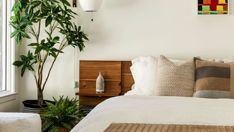 4 cách sắp xếp phòng ngủ đơn giản giúp bạn ngủ ngon hơn 4 cách sắp xếp phòng ngủ đơn giản giúp bạn ngủ ngon hơn