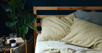 6 cách giảm tiếng ồn, giúp phòng ngủ yên tĩnh hơn