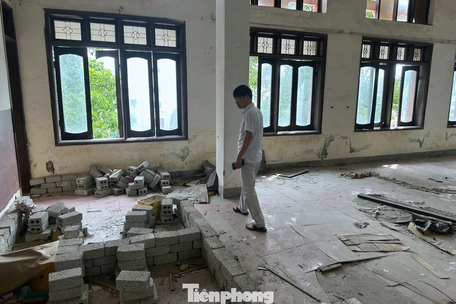 Bên trong trụ sở tòa án bỏ hoang được rao thuê hơn nửa tỷ đồng/năm Bên trong trụ sở tòa án bỏ hoang được rao thuê hơn nửa tỷ đồng/năm