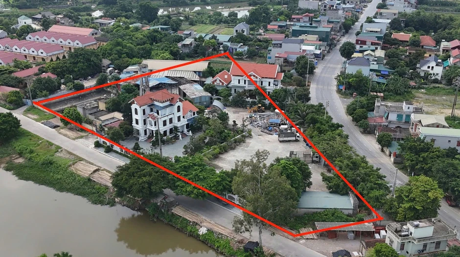 Biến gần 1.000m2 đất giao thông thành 'của riêng', 7 năm kết luận thanh tra vẫn trên giấy Biến gần 1.000m2 đất giao thông thành 'của riêng', 7 năm kết luận thanh tra vẫn trên giấy