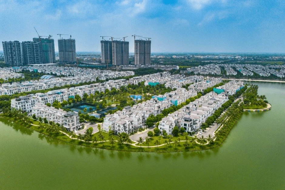 Biệt thự, liền kề ở Hà Nội, TP.HCM diễn biến "lạ" Biệt thự, liền kề ở Hà Nội, TP.HCM diễn biến "lạ"