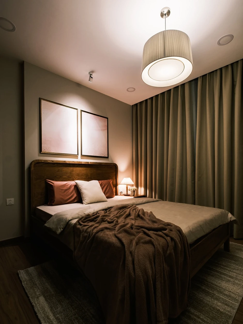 Căn hộ màu hồng mang nét hoài niệm của Mid-century Modern