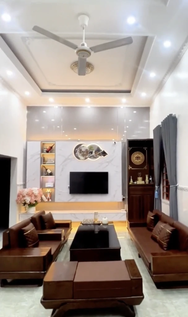 Căn nhà ở quê của Xuân Son, Đình Bắc, Quang Hải
