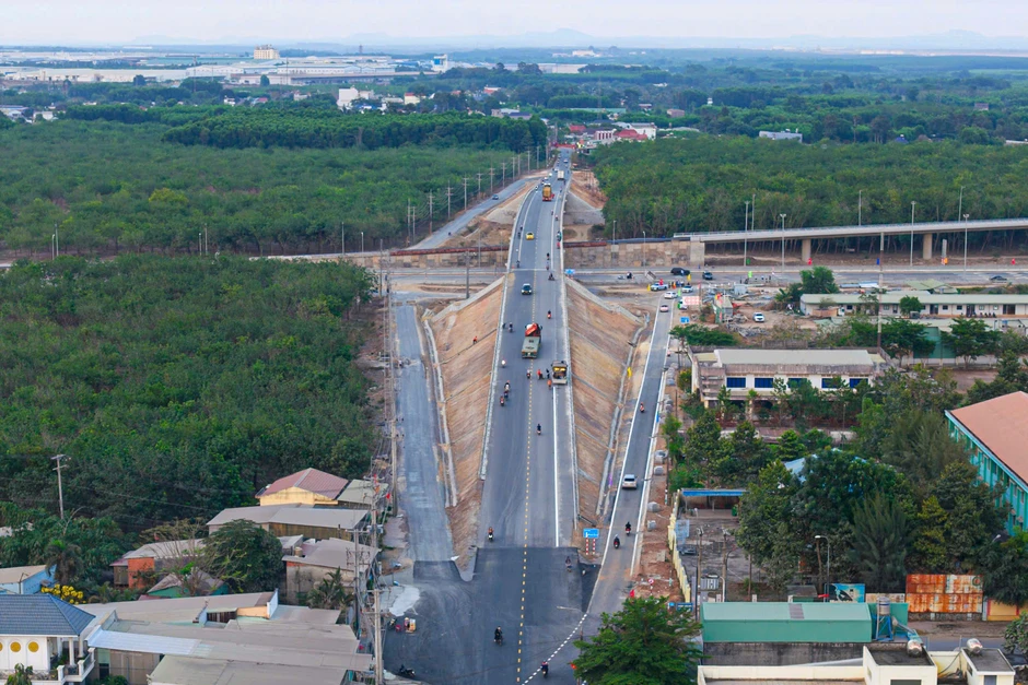 Cao tốc Biên Hòa - Vũng Tàu thông xe, phía đông TP.HCM thông thoáng Cao tốc Biên Hòa - Vũng Tàu thông xe, phía đông TP.HCM thông thoáng
