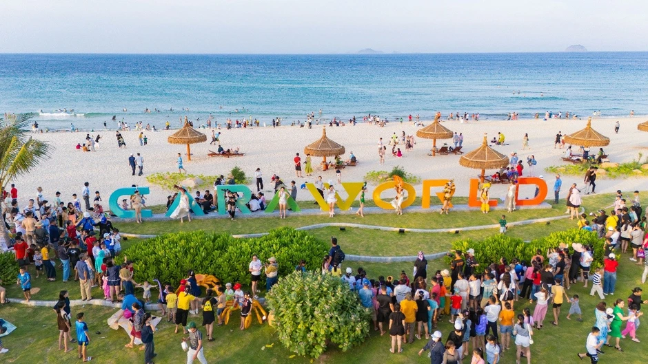 CaraWorld Summer Hits 2026: “Thắp lửa” mùa hè Cam Ranh giữa đà tăng trưởng du lịch Khánh Hòa CaraWorld Summer Hits 2026: “Thắp lửa” mùa hè Cam Ranh giữa đà tăng trưởng du lịch Khánh Hòa