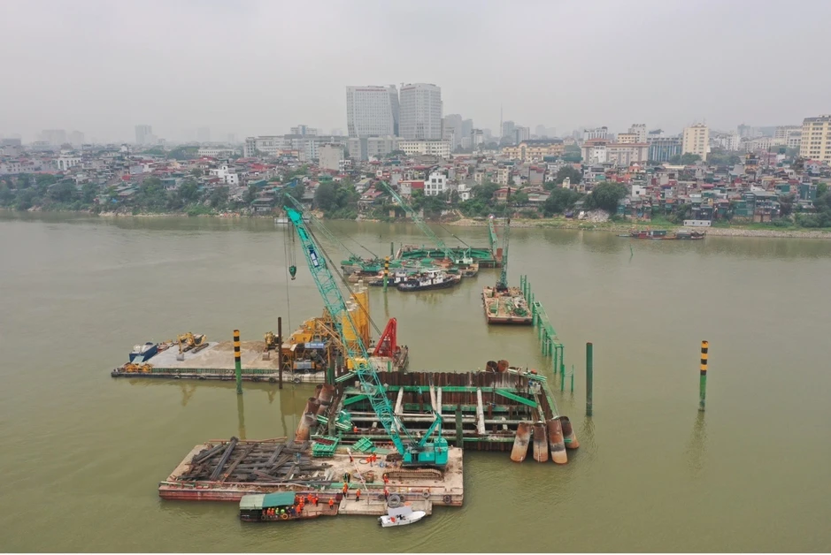Cầu Trần Hưng Đạo tăng tốc thi công, bất động sản Long Biên hưởng lợi Cầu Trần Hưng Đạo tăng tốc thi công, bất động sản Long Biên hưởng lợi