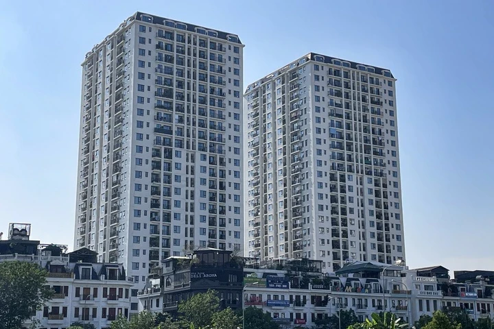 Chờ giá nhà giảm hay xuống tiền mua lúc này?
