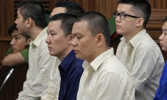 Chủ mưu bị phạt 16 năm tù trong vụ lừa hàng trăm chủ thẻ tín dụng