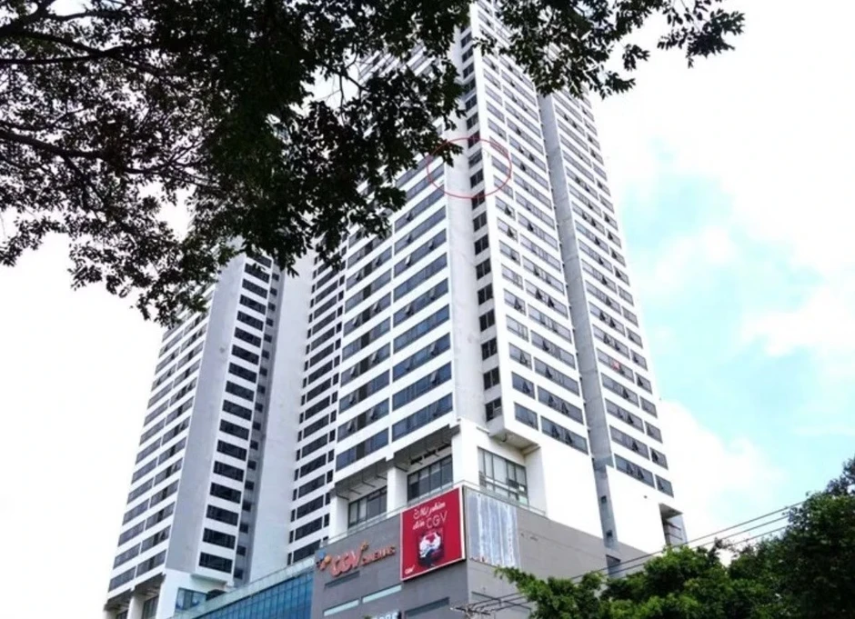 Chung cư 36 tầng ở TP.HCM tiếp tục xuất hiện vết nứt mới Chung cư 36 tầng ở TP.HCM tiếp tục xuất hiện vết nứt mới