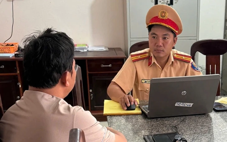 Có nên bỏ địa hạt công chứng nhà đất, người dân có thể công chứng ở bất kỳ nơi nào? Có nên bỏ địa hạt công chứng nhà đất, người dân có thể công chứng ở bất kỳ nơi nào?