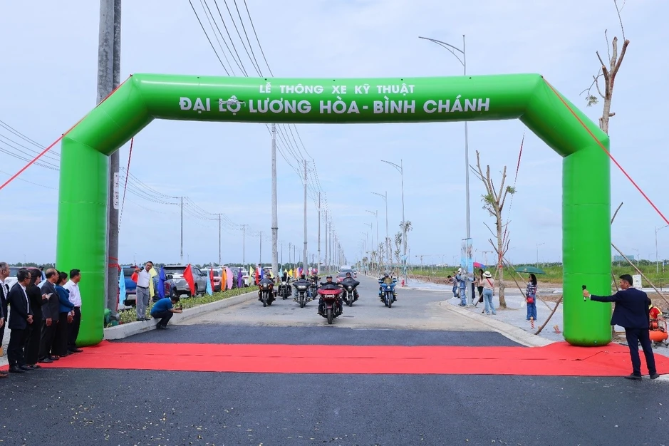 Đại lộ Lương Hòa - Bình Chánh thông xe, động lực cho Tây TPHCM phát triển Đại lộ Lương Hòa - Bình Chánh thông xe, động lực cho Tây TPHCM phát triển
