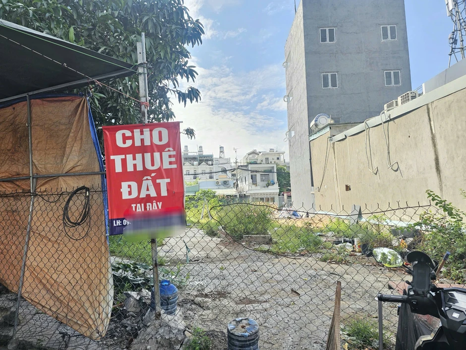 Đánh thuế đất bỏ hoang: Cần tiêu chí để ngăn đầu cơ, bảo vệ người ở thực? Đánh thuế đất bỏ hoang: Cần tiêu chí để ngăn đầu cơ, bảo vệ người ở thực?
