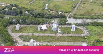 Đất nền hết 'hot', giá vẫn neo cao
