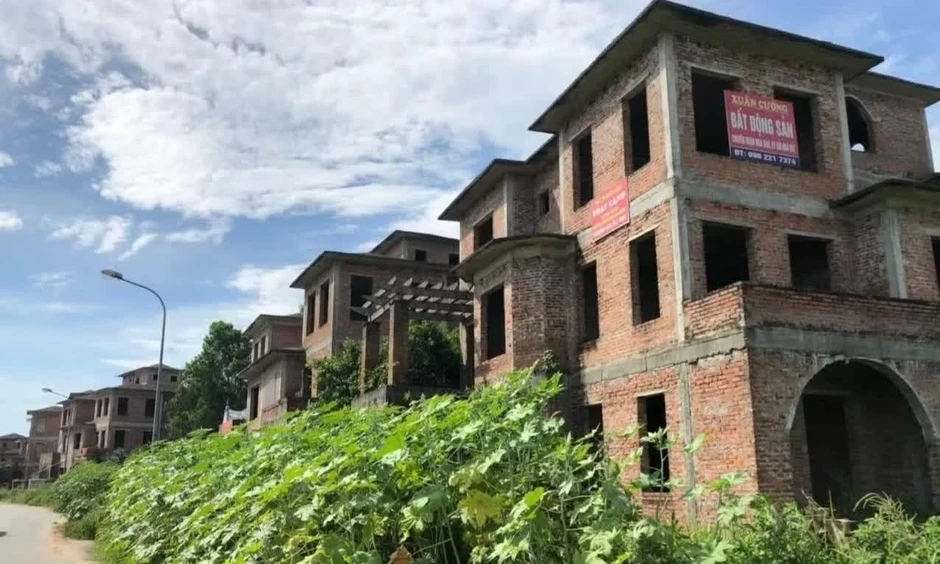 Đề xuất áp thuế cao với đất bỏ hoang, mua bán 'lướt sóng' Đề xuất áp thuế cao với đất bỏ hoang, mua bán 'lướt sóng'