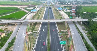 Đề xuất cơ chế đặc thù mở rộng cao tốc Bắc - Nam lên 6 làn xe