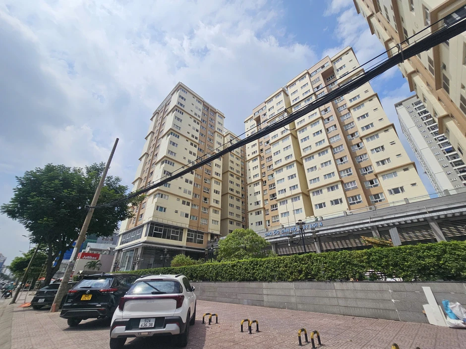 Đề xuất phân loại rủi ro tín dụng bất động sản thay vì siết cào bằng Đề xuất phân loại rủi ro tín dụng bất động sản thay vì siết cào bằng