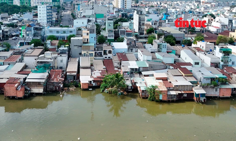 Di dời nhà ở ven kênh, rạch ở TP Hồ Chí Minh - Bài 2: Những 'nút thắt' khiến việc di dời gặp khó