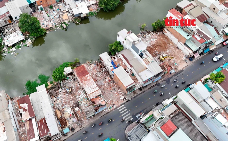 Di dời nhà ở ven kênh, rạch ở TP Hồ Chí Minh - Bài cuối: Những chính sách và nguồn lực đột phá Di dời nhà ở ven kênh, rạch ở TP Hồ Chí Minh - Bài cuối: Những chính sách và nguồn lực đột phá