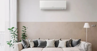 Đóng hay mở cửa phòng khi bật điều hòa: Cách nào mát hơn ngày nắng nóng?