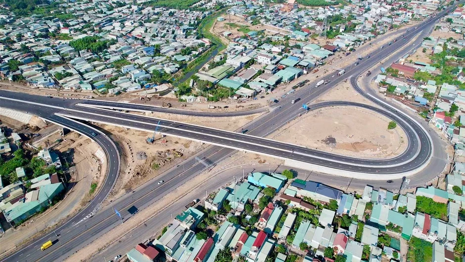 Đồng Nai xây cao tốc kết nối Đông - Tây Nam bộ và Tây Nguyên Đồng Nai xây cao tốc kết nối Đông - Tây Nam bộ và Tây Nguyên