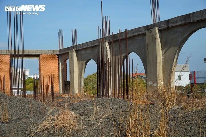 Dự án Đắk Lắk Center 'ngủ quên' 20 năm giữa trung tâm Buôn Ma Thuột Dự án Đắk Lắk Center 'ngủ quên' 20 năm giữa trung tâm Buôn Ma Thuột