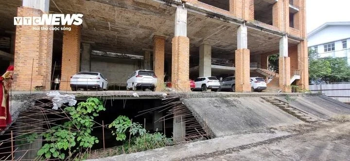 Dự án Đắk Lắk Center 'ngủ quên' 20 năm giữa trung tâm Buôn Ma Thuột Dự án Đắk Lắk Center 'ngủ quên' 20 năm giữa trung tâm Buôn Ma Thuột