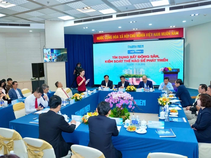 Dự án nhà ở xã hội 2.000 tỉ đồng đã xong móng có nguy cơ “đóng băng” vì không vay được vốn Dự án nhà ở xã hội 2.000 tỉ đồng đã xong móng có nguy cơ “đóng băng” vì không vay được vốn