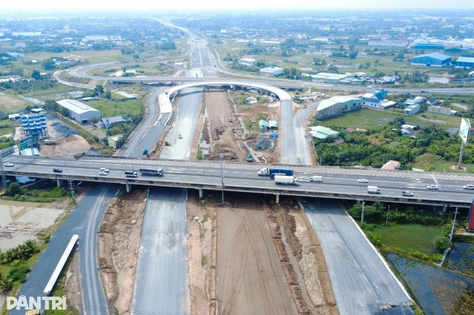 Giá căn hộ quanh TPHCM tăng mạnh sau giai đoạn sáp nhập Giá căn hộ quanh TPHCM tăng mạnh sau giai đoạn sáp nhập