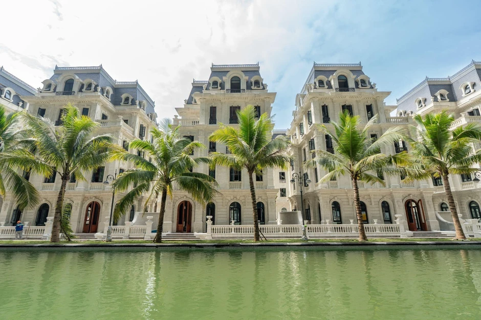 Giải mã sức hấp dẫn của kiến trúc Châu Âu cổ điển trong bất động sản hạng sang Giải mã sức hấp dẫn của kiến trúc Châu Âu cổ điển trong bất động sản hạng sang