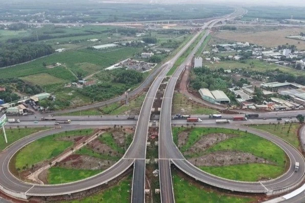 Gỡ vướng cho tuyến metro Suối Tiên - sân bay Long Thành Gỡ vướng cho tuyến metro Suối Tiên - sân bay Long Thành