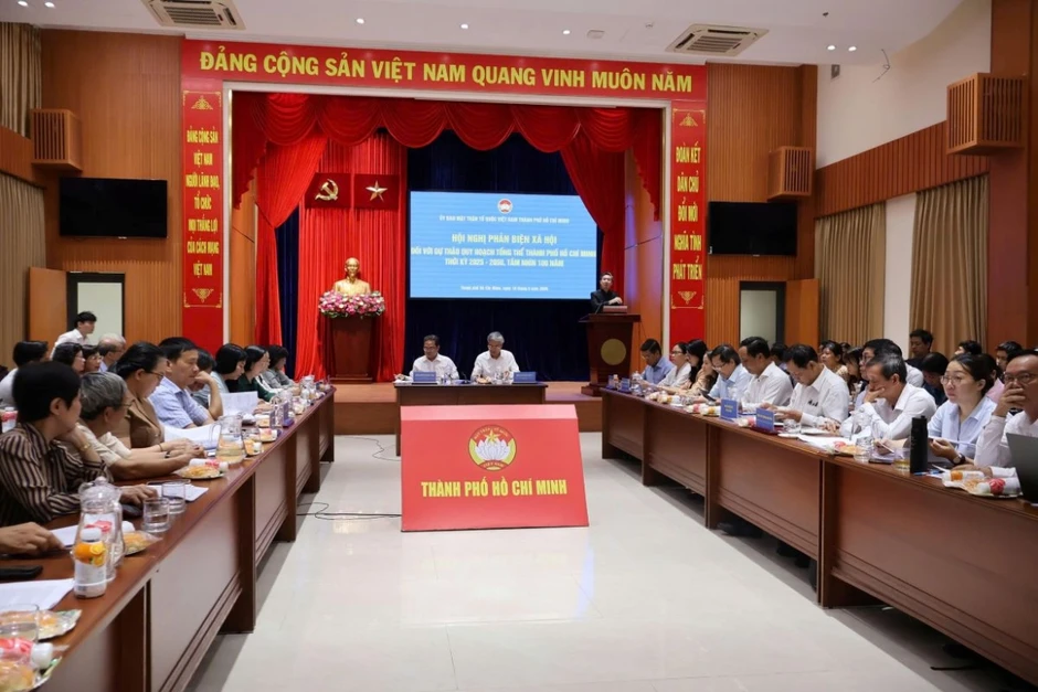 Góp ý quy hoạch TP.HCM: Không chỉ tăng trưởng nhanh, mà phải bền vững và khả thi Góp ý quy hoạch TP.HCM: Không chỉ tăng trưởng nhanh, mà phải bền vững và khả thi