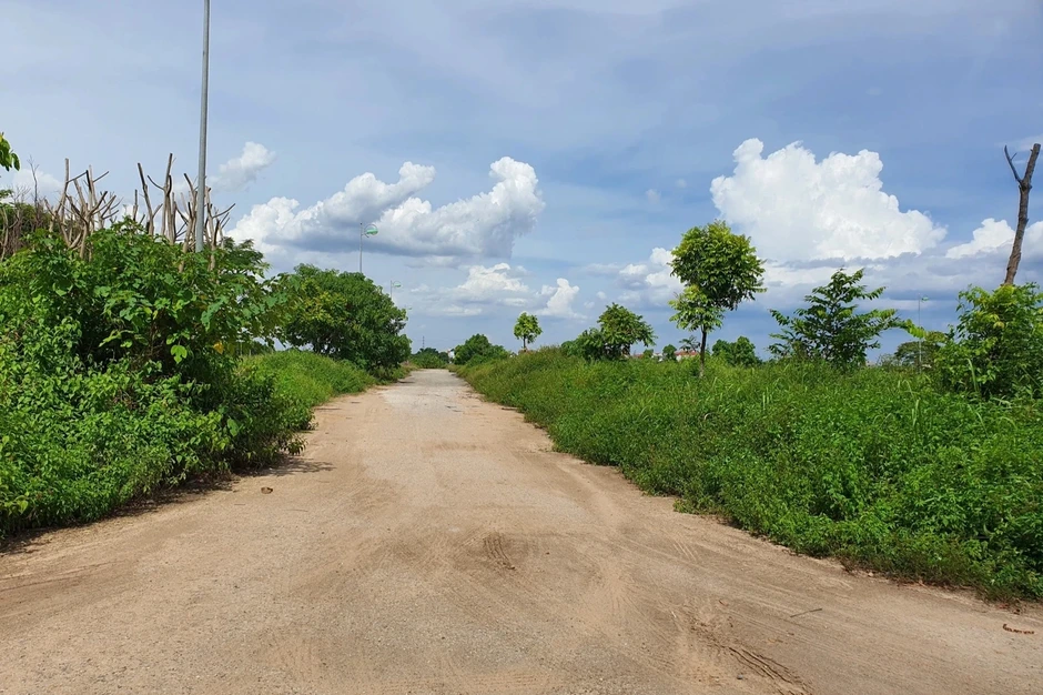 Hà Nội thu hồi hơn 10.000m2 đất tại một dự án treo ở Hòa Lạc Hà Nội thu hồi hơn 10.000m2 đất tại một dự án treo ở Hòa Lạc