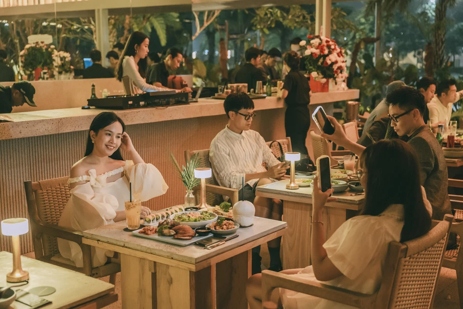 Hạ tầng hoàn thiện, các thương hiệu đồng loạt đổ về khu đông