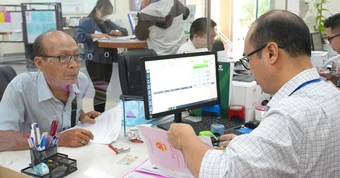 Hồ sơ nhà đất trễ hẹn, khiếu nại ở đâu?