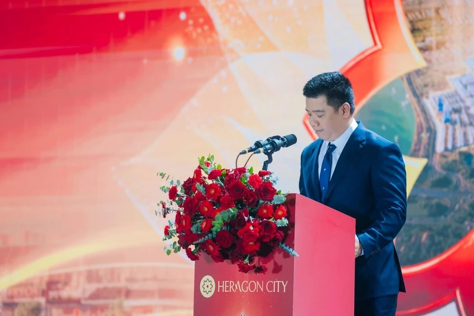 Hơn 1.500 chuyên viên kinh doanh hội tụ tại sự kiện "kick-off" Khu đô thị Heragon City Hơn 1.500 chuyên viên kinh doanh hội tụ tại sự kiện "kick-off" Khu đô thị Heragon City