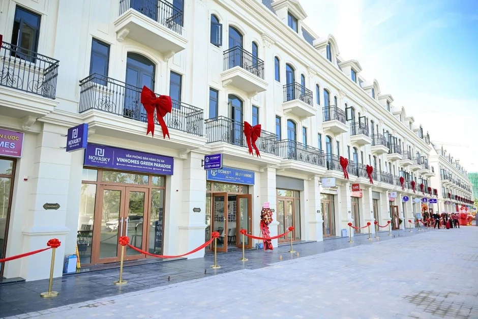Hơn 60 văn phòng kinh doanh đồng loạt khai trương tại Vịnh Tiên Hơn 60 văn phòng kinh doanh đồng loạt khai trương tại Vịnh Tiên