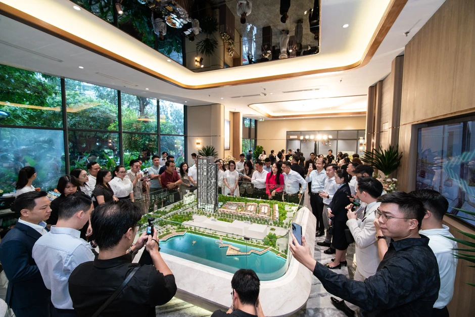 Iconia Lakeside khai trương văn phòng bán hàng, hé lộ phong cách sống sang ở Hà Nội