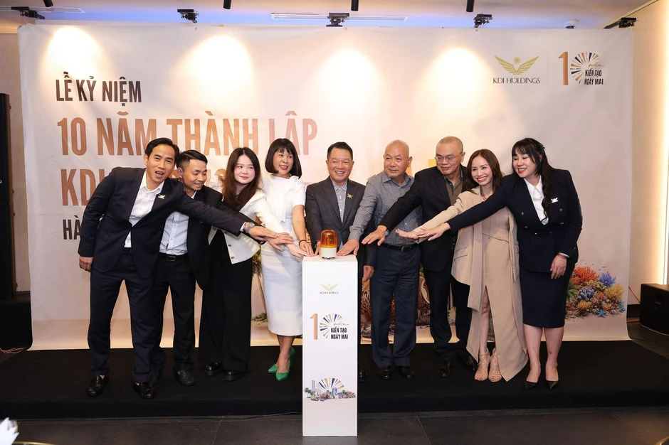KDI Holdings kỷ niệm 10 năm thành lập: một thập kỷ kiến tạo và phát triển KDI Holdings kỷ niệm 10 năm thành lập: một thập kỷ kiến tạo và phát triển