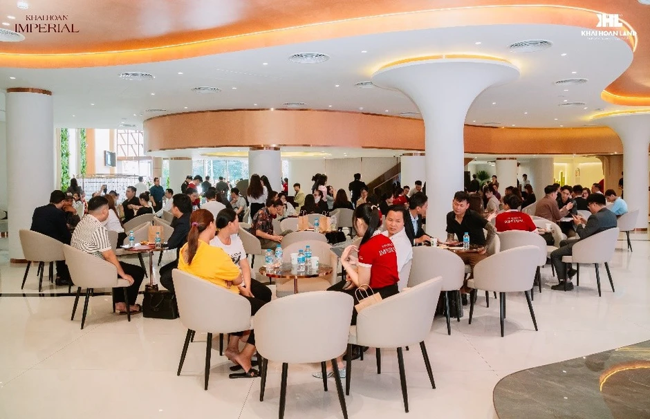 Khải Hoàn Imperial tiếp tục ghi nhận sự quan tâm của đông đảo khách hàng Khải Hoàn Imperial tiếp tục ghi nhận sự quan tâm của đông đảo khách hàng
