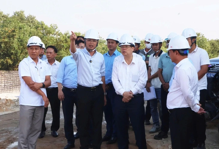 Khắp nơi ở Đà Nẵng như đại công trường, dự án lớn liên tục khởi công