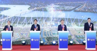 Khởi công dự án 'Thành phố ánh sáng' 13.000 tỉ bên bờ sông Mã
