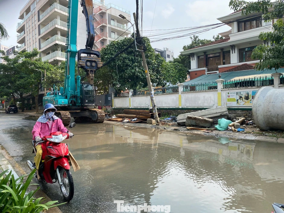 'Khu nhà giàu' Thảo Điền bao giờ hết ngập?